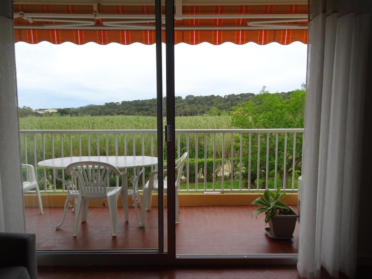 T3 150 M De La Plage, Climatisation, Piscine Et Parking Privatif - Le Lavandou Exterior photo